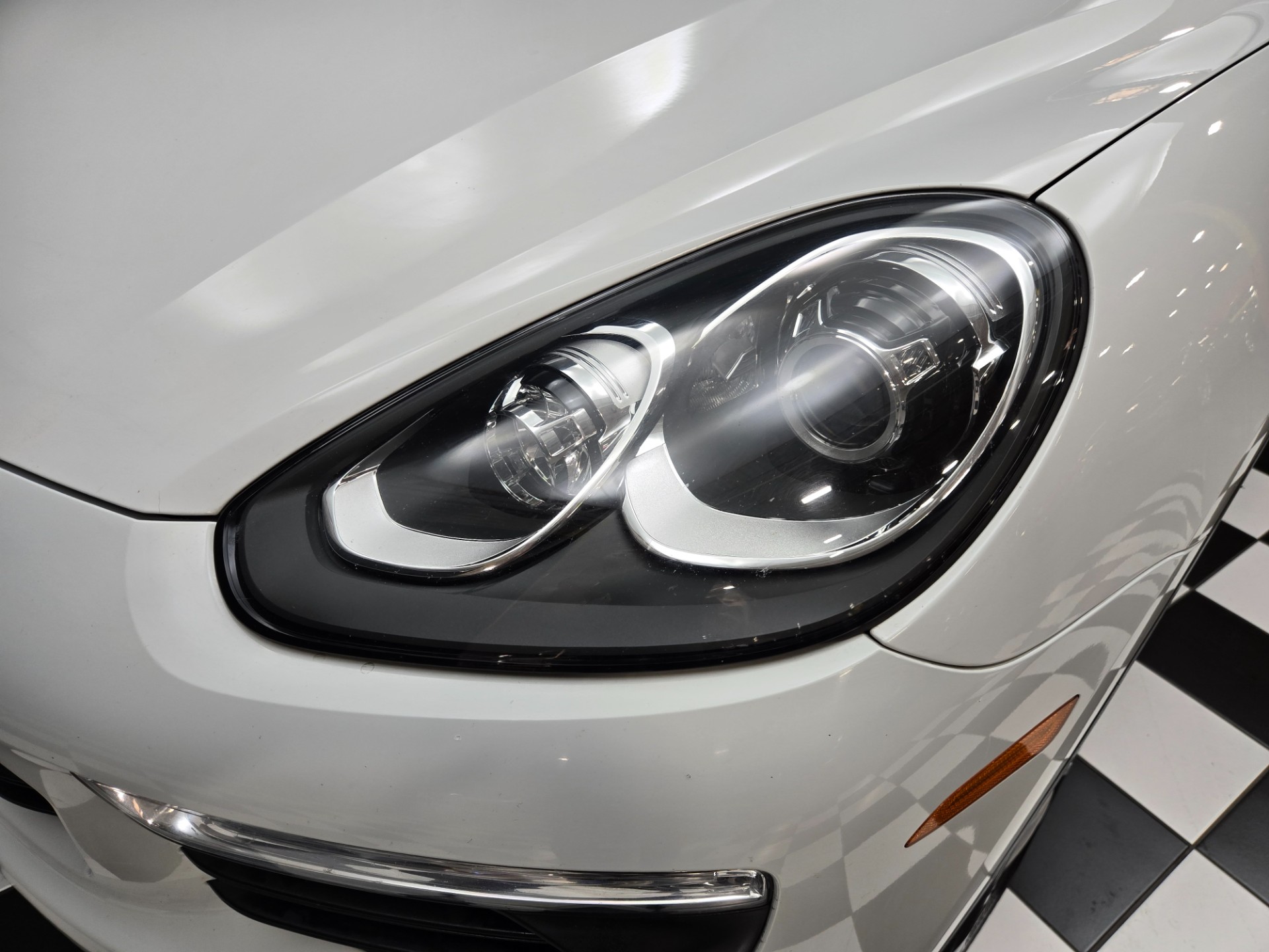 2017 Porsche Cayenne 23