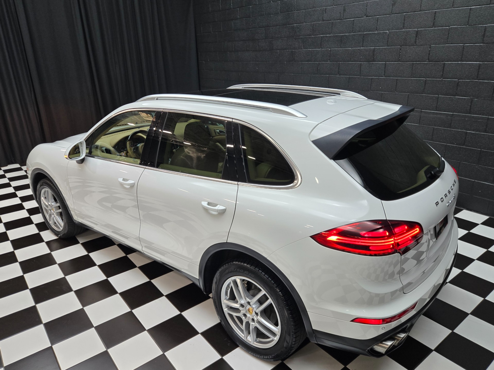 2017 Porsche Cayenne 4