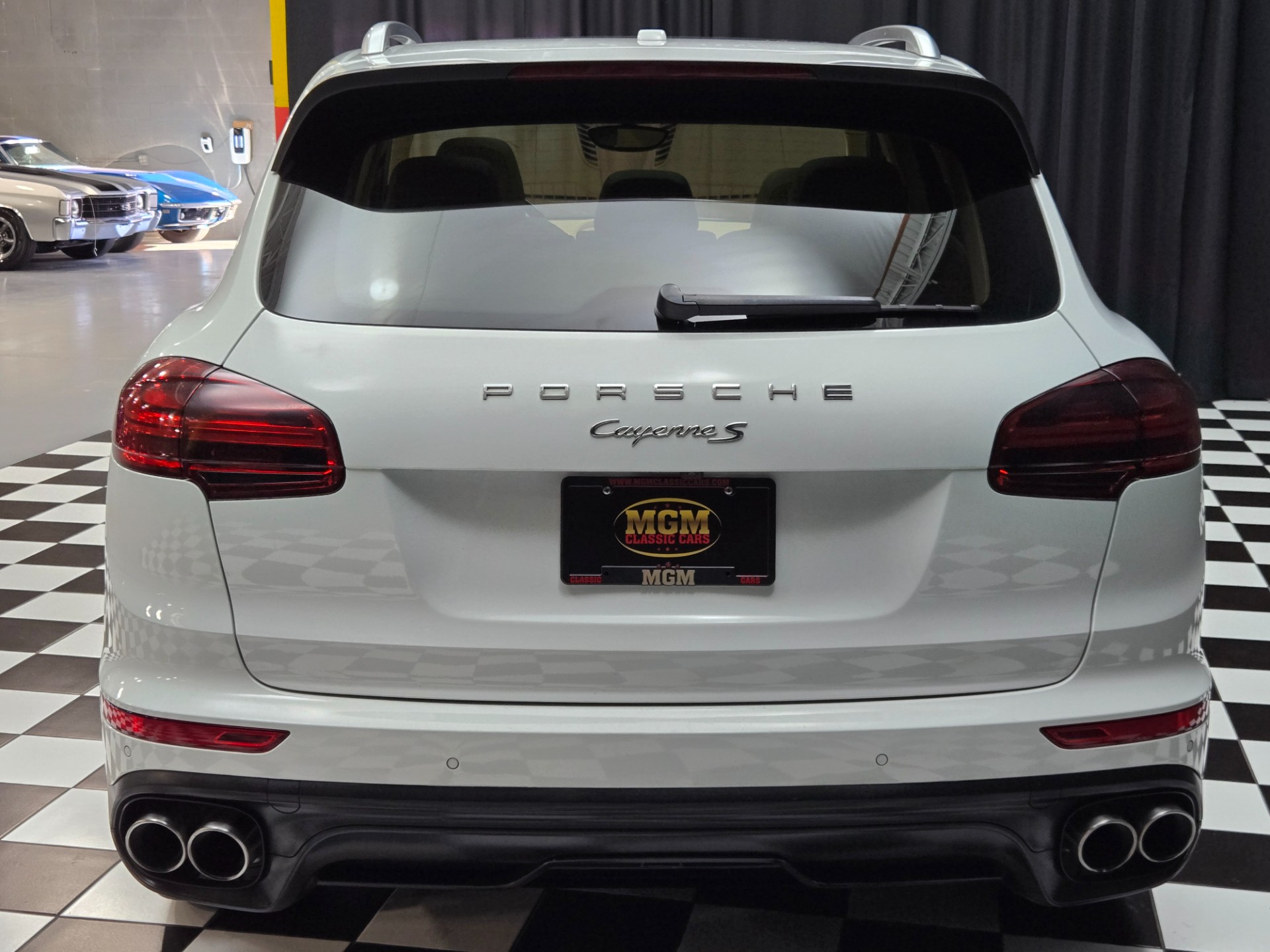 2017 Porsche Cayenne 46