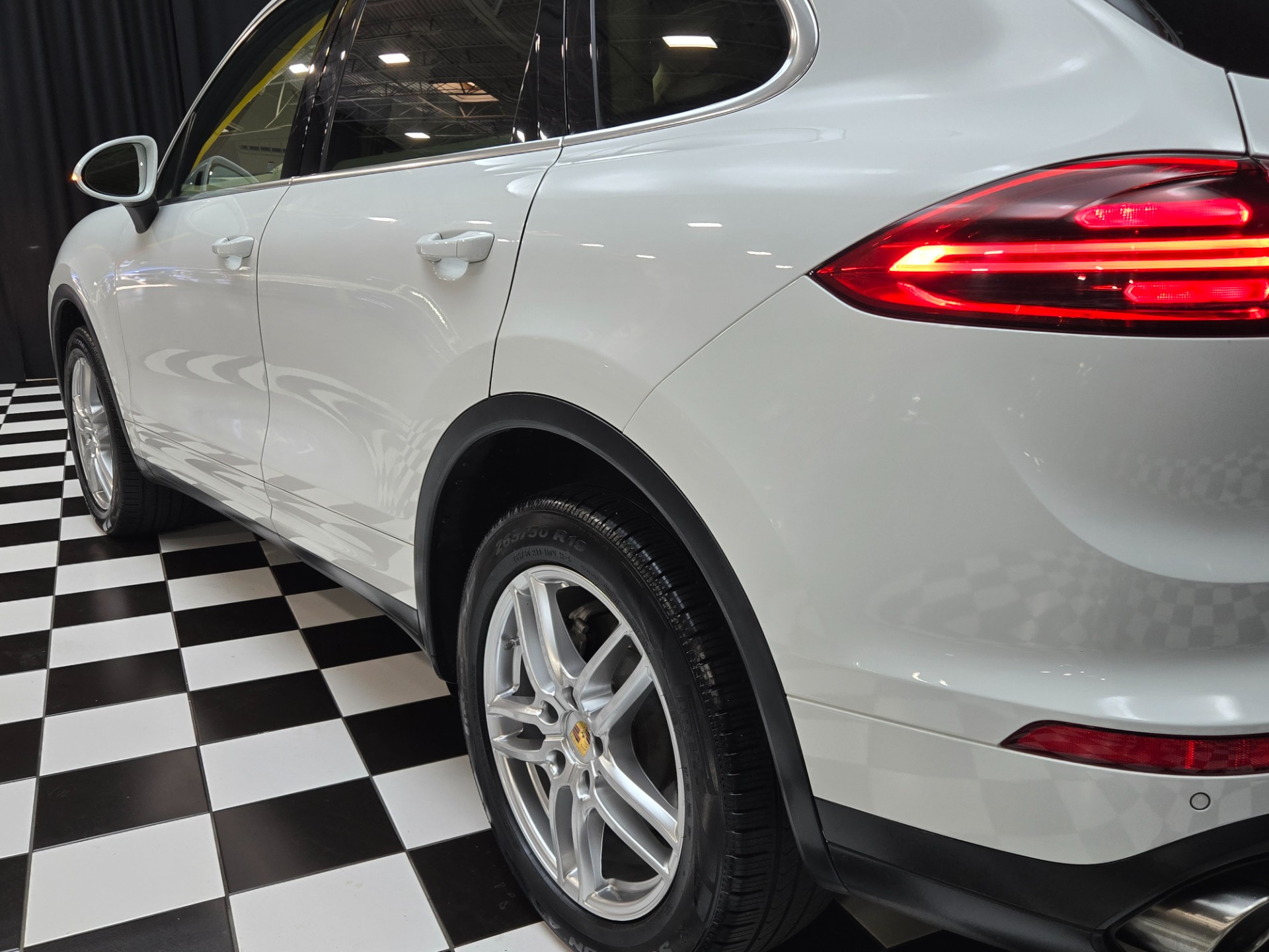 2017 Porsche Cayenne 50