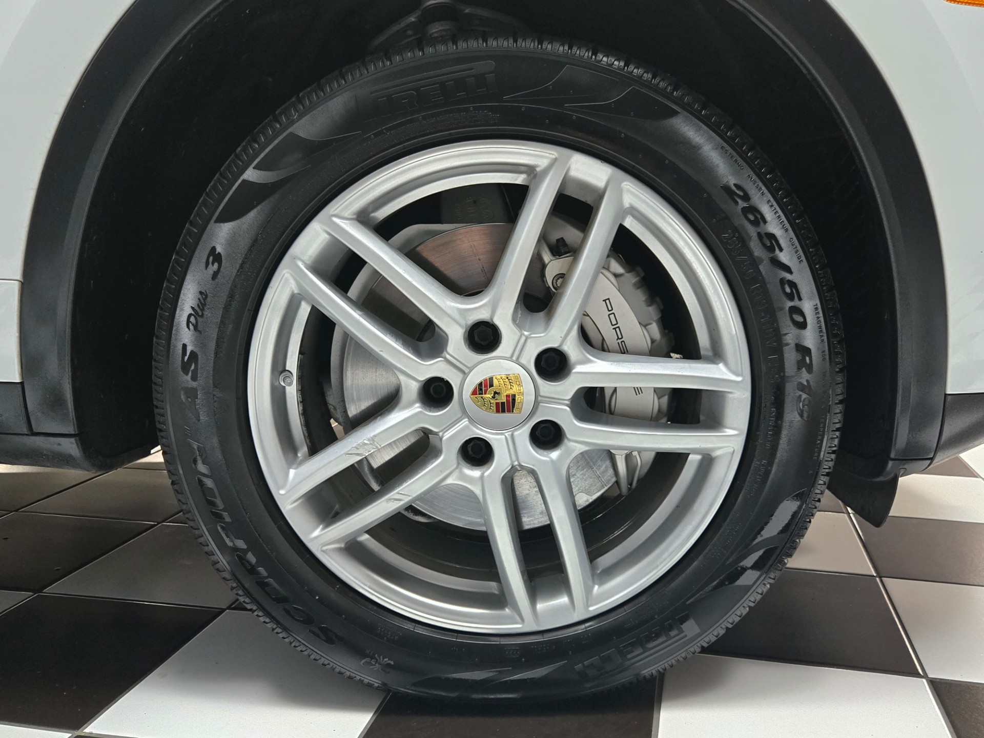 2017 Porsche Cayenne 59