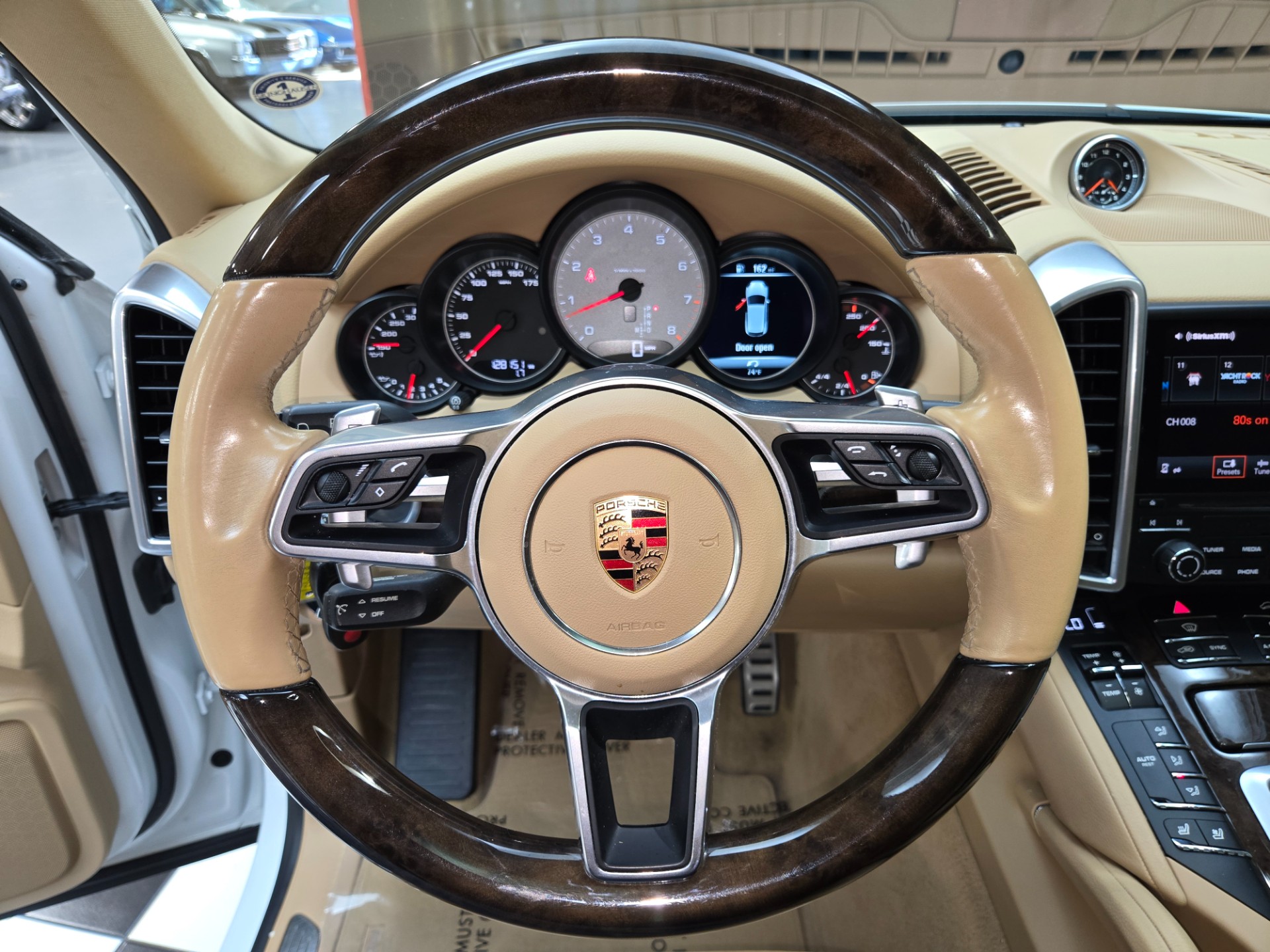 2017 Porsche Cayenne 8