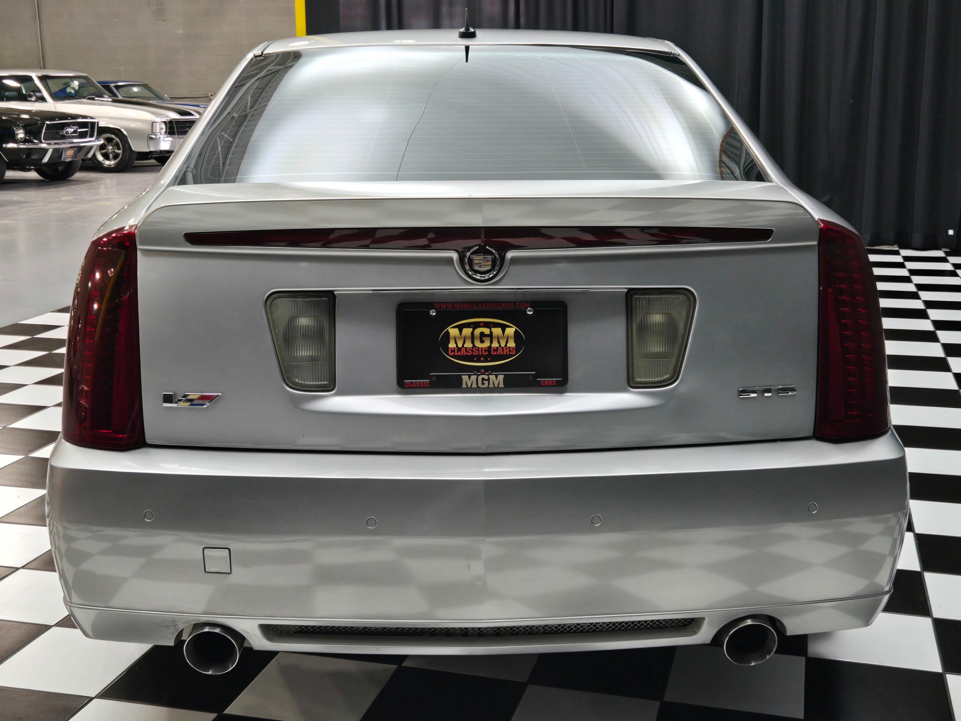 2006 Cadillac STS-V 32