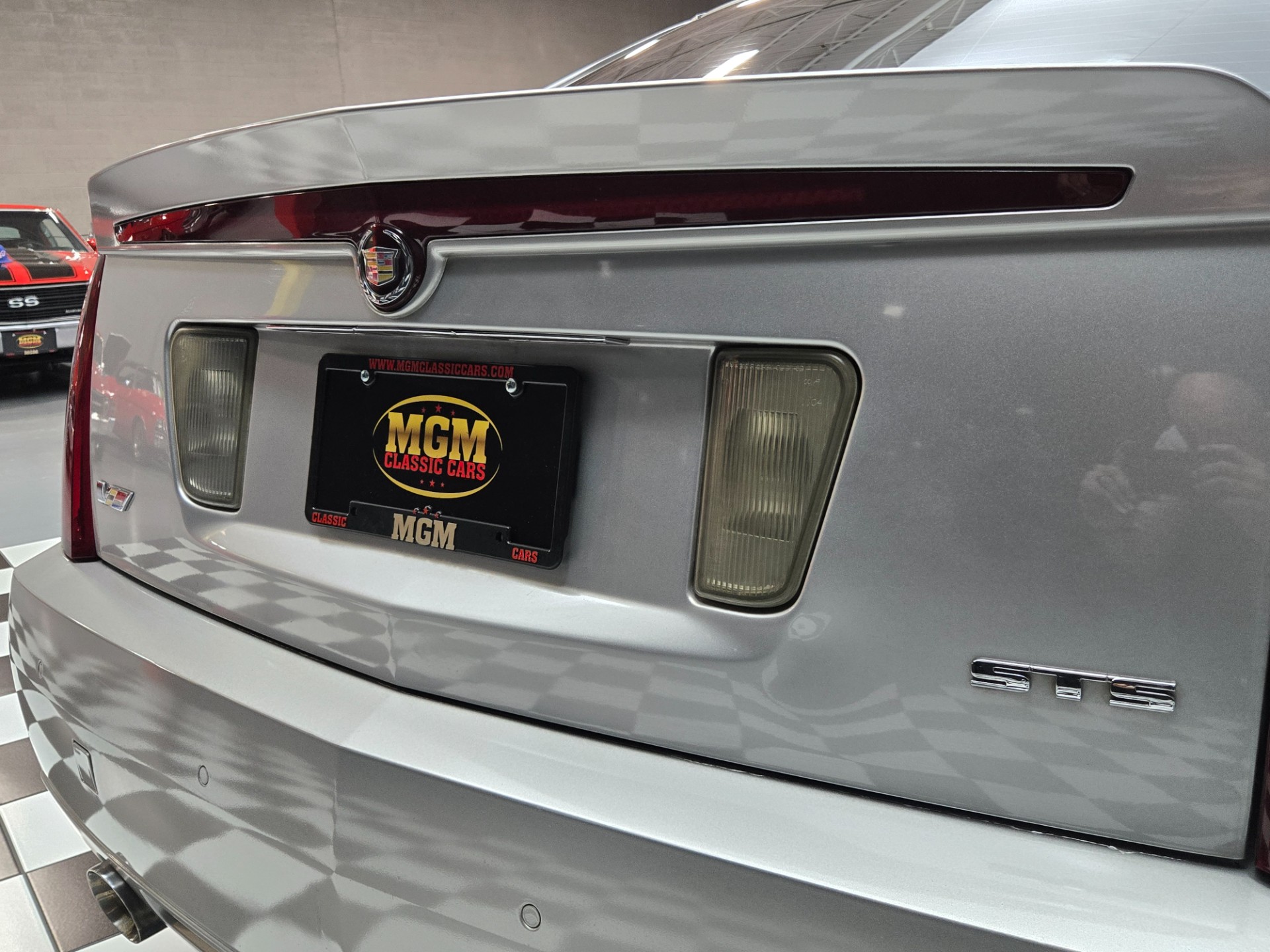 2006 Cadillac STS-V 34