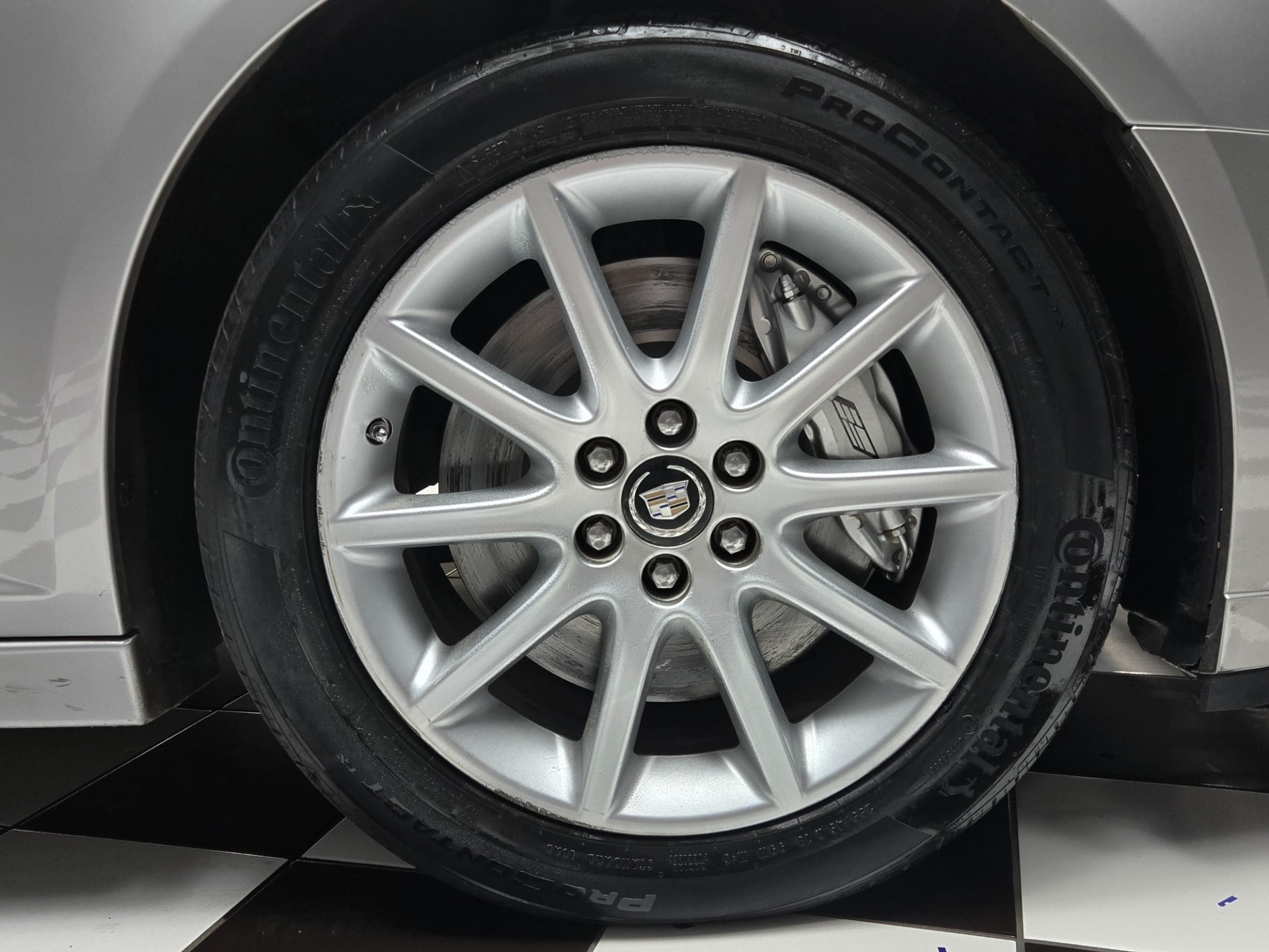 2006 Cadillac STS-V 46