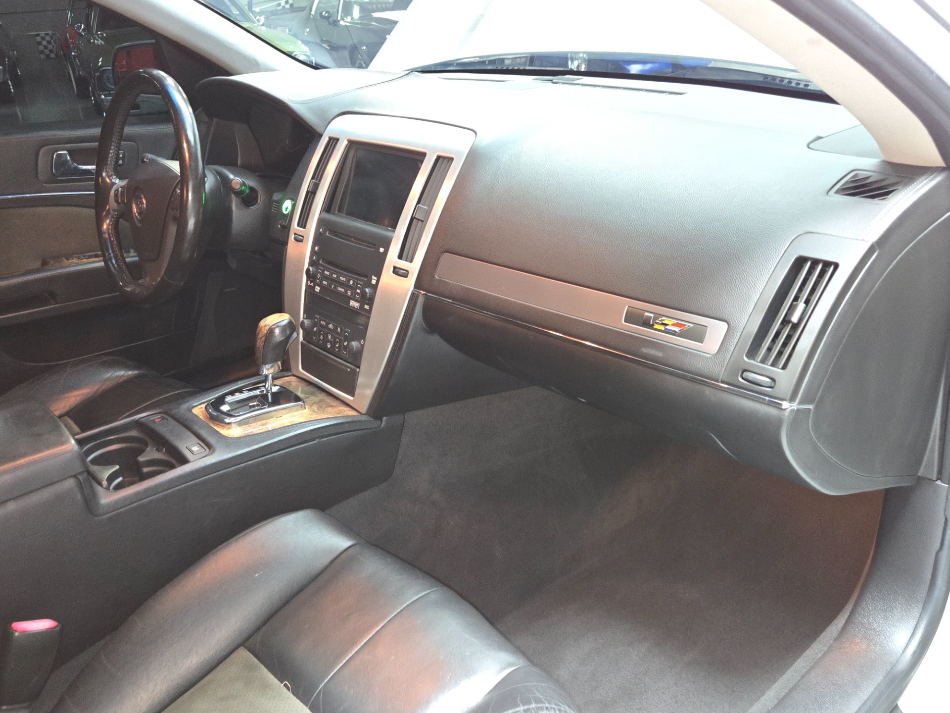 2006 Cadillac STS-V 68