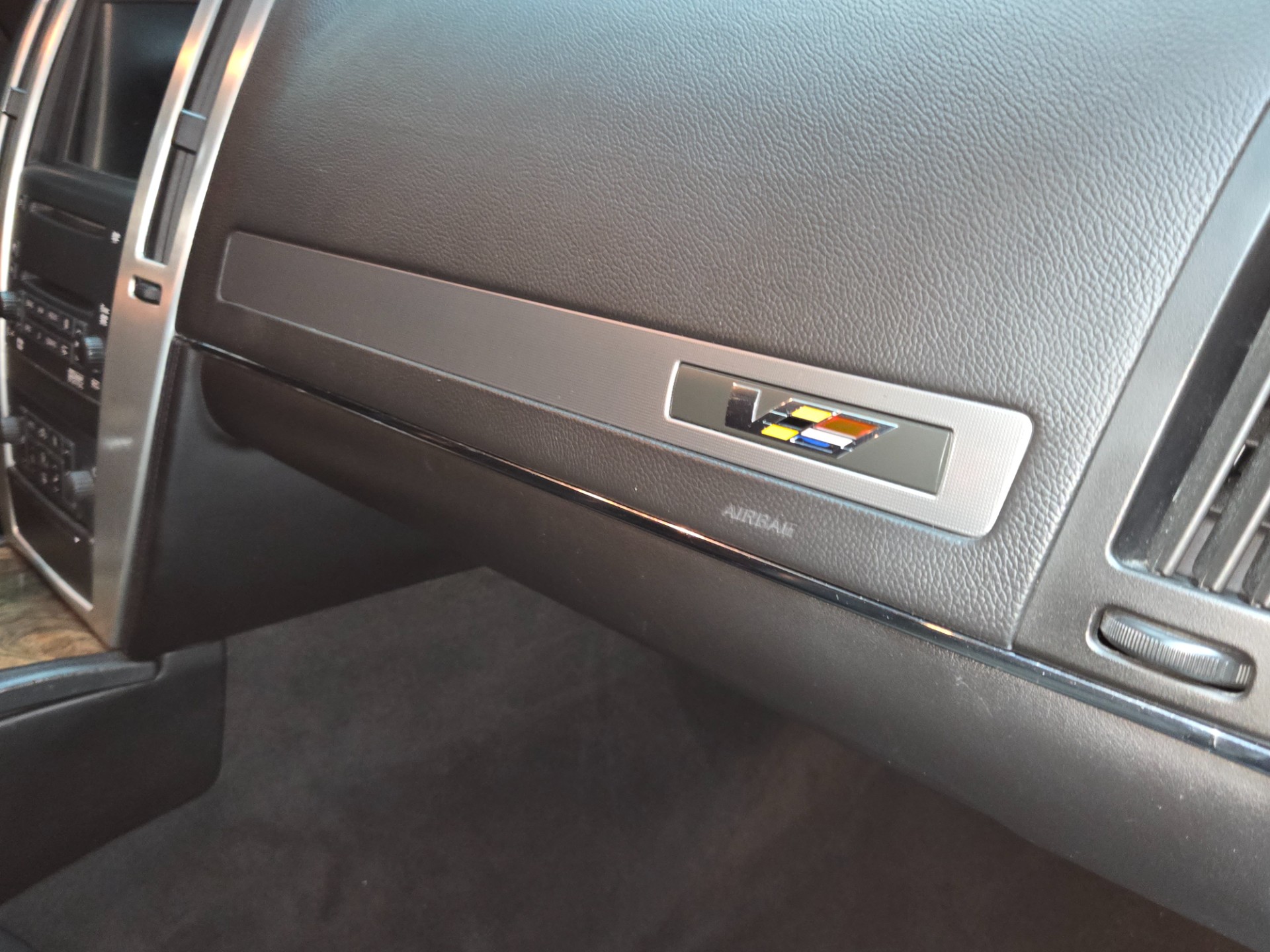 2006 Cadillac STS-V 69
