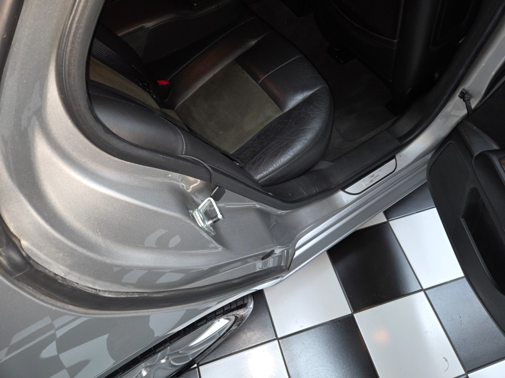2006 Cadillac STS-V 77