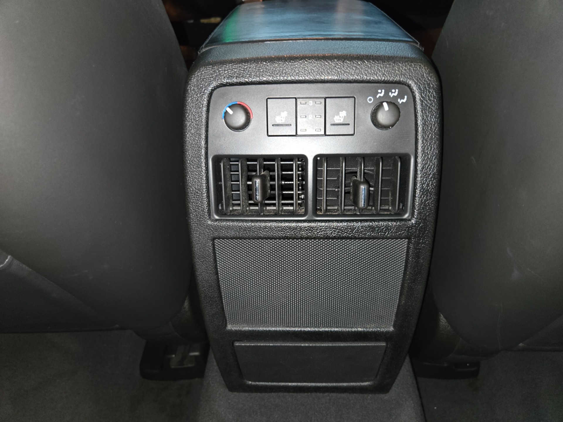 2006 Cadillac STS-V 83