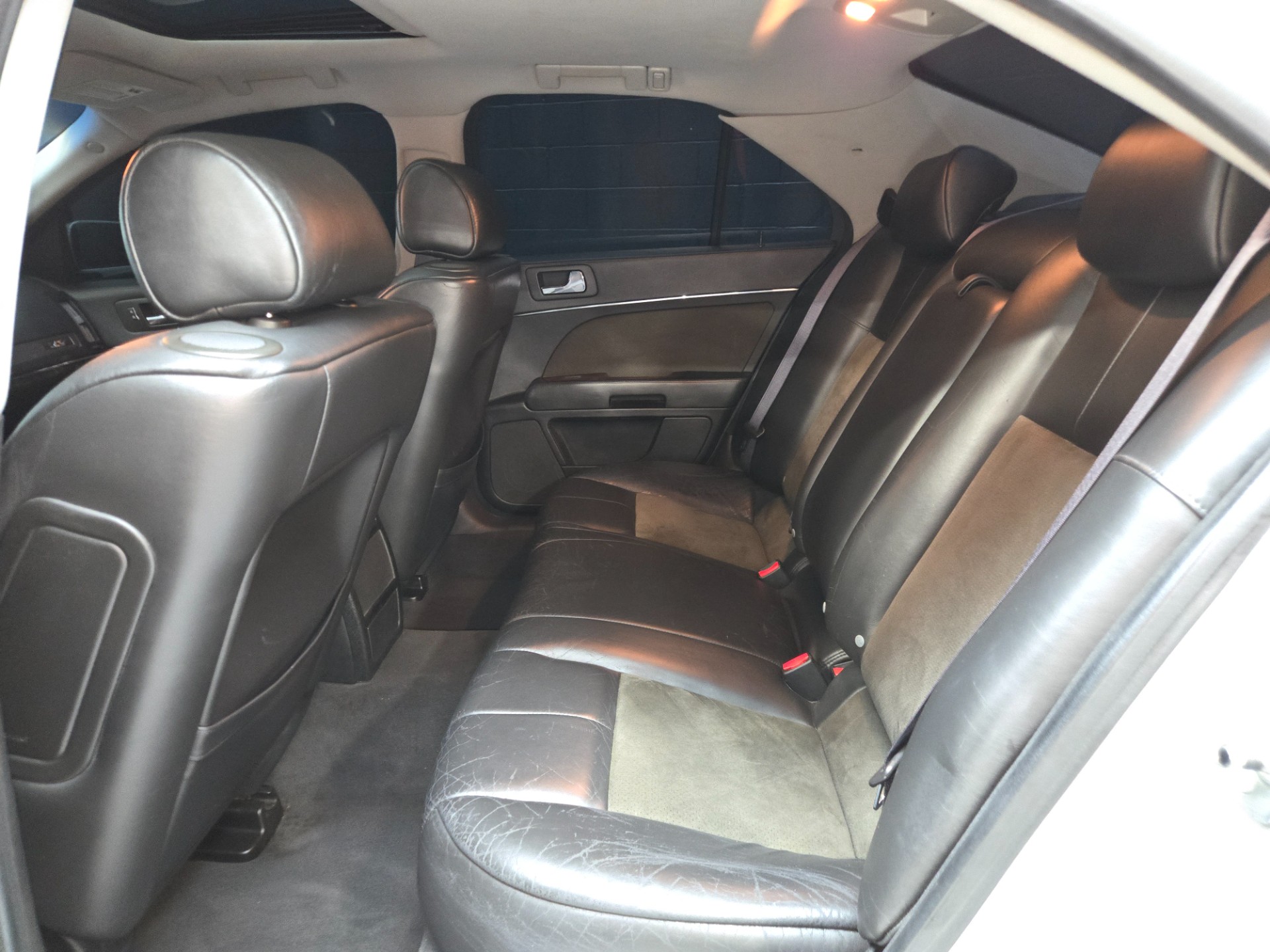 2006 Cadillac STS-V 85