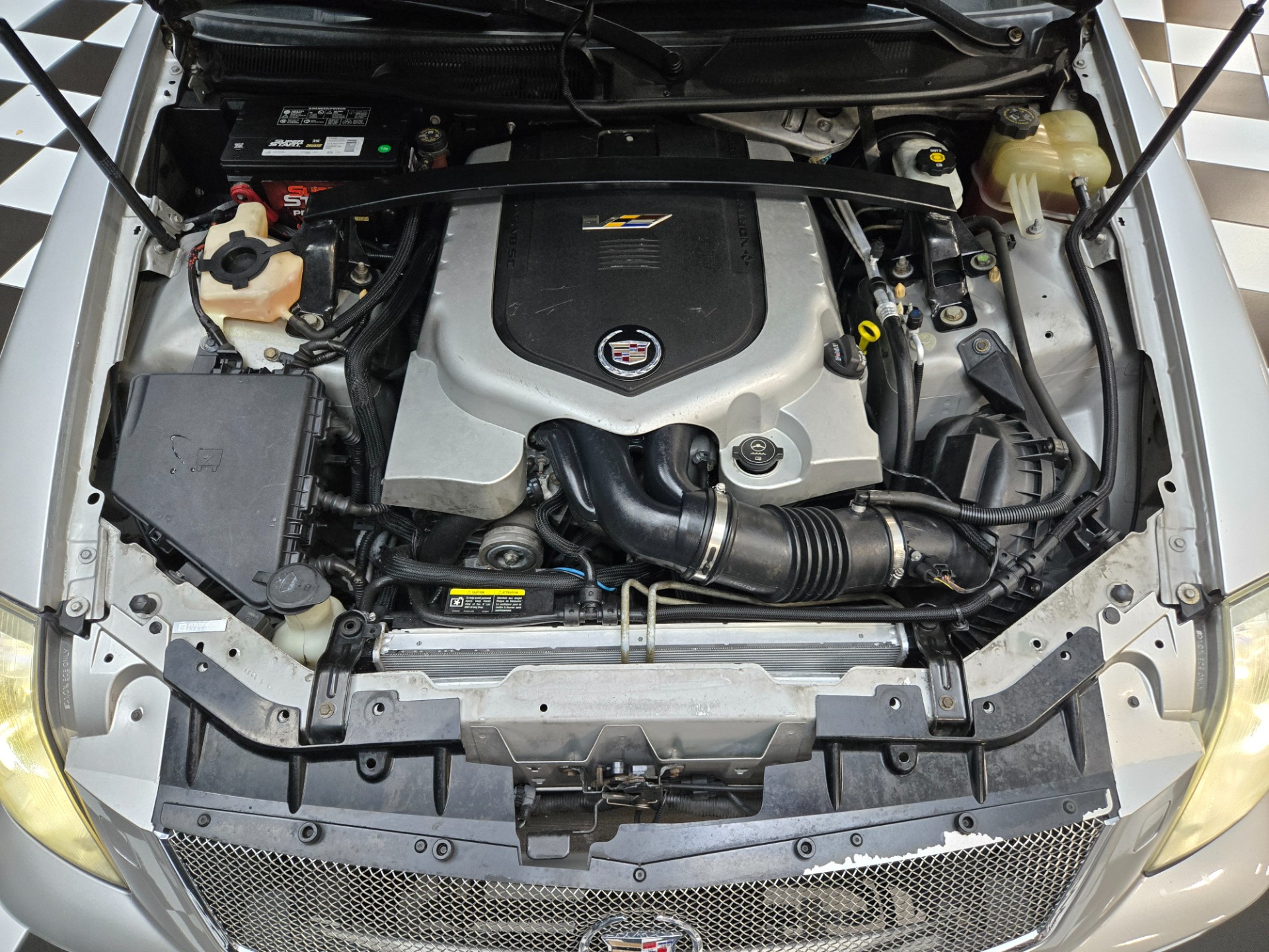 2006 Cadillac STS-V 9