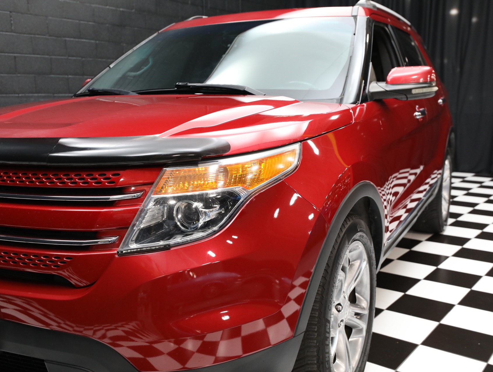 2012 Ford Explorer 11