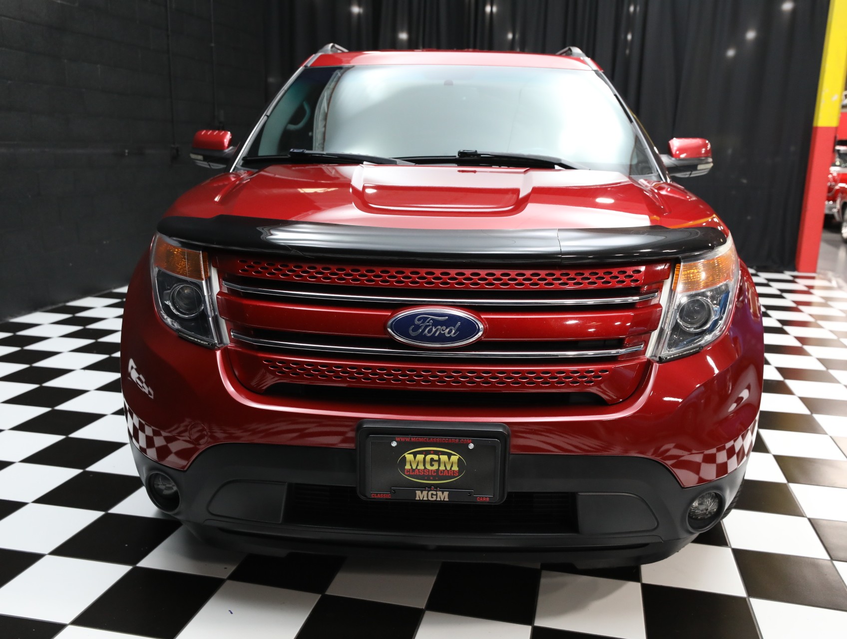 2012 Ford Explorer 13