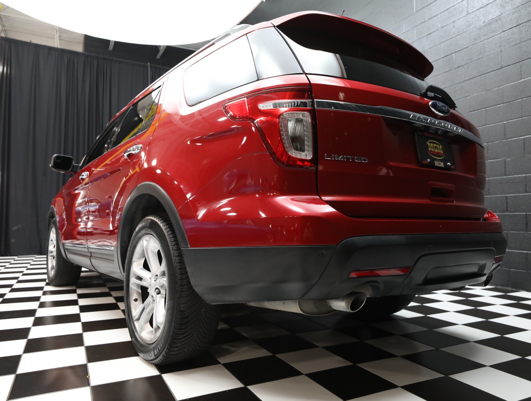 2012 Ford Explorer 25