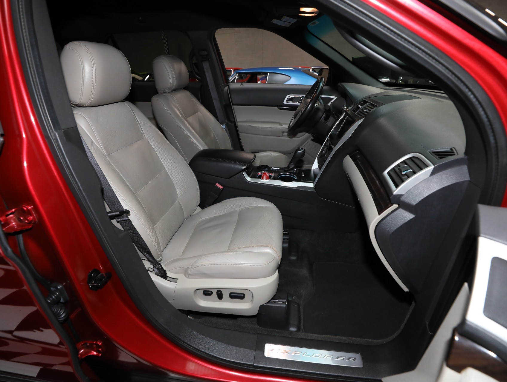 2012 Ford Explorer 39