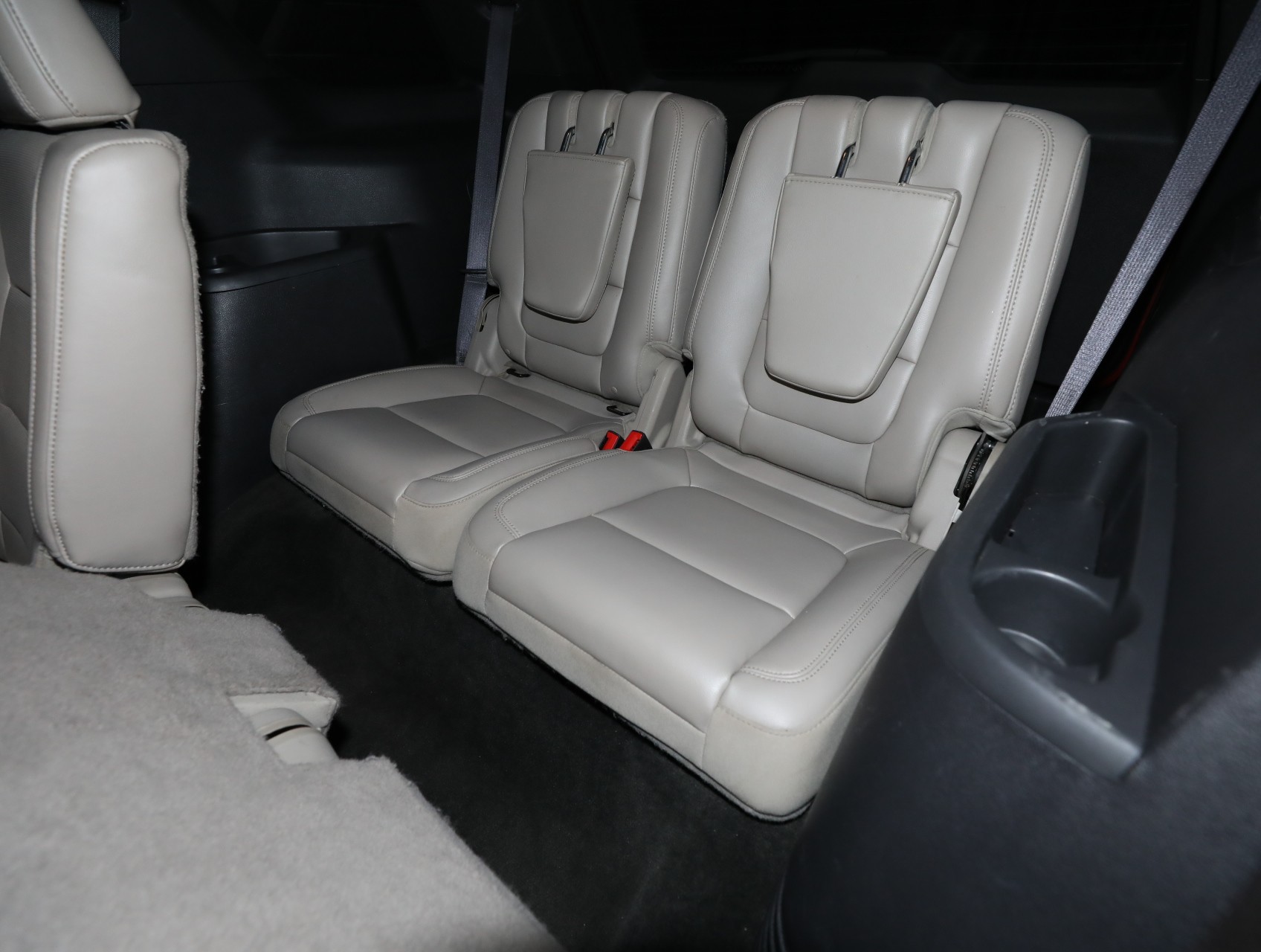2012 Ford Explorer 47