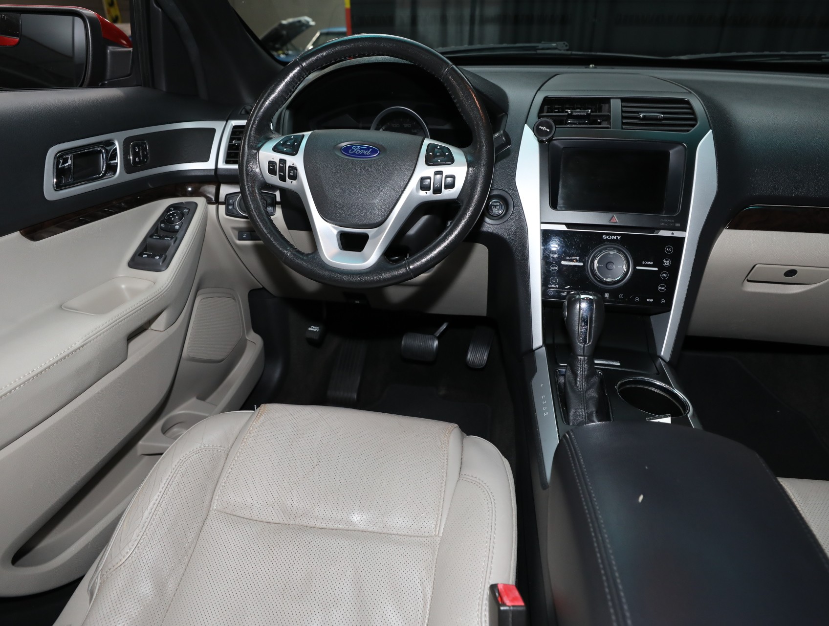 2012 Ford Explorer 50
