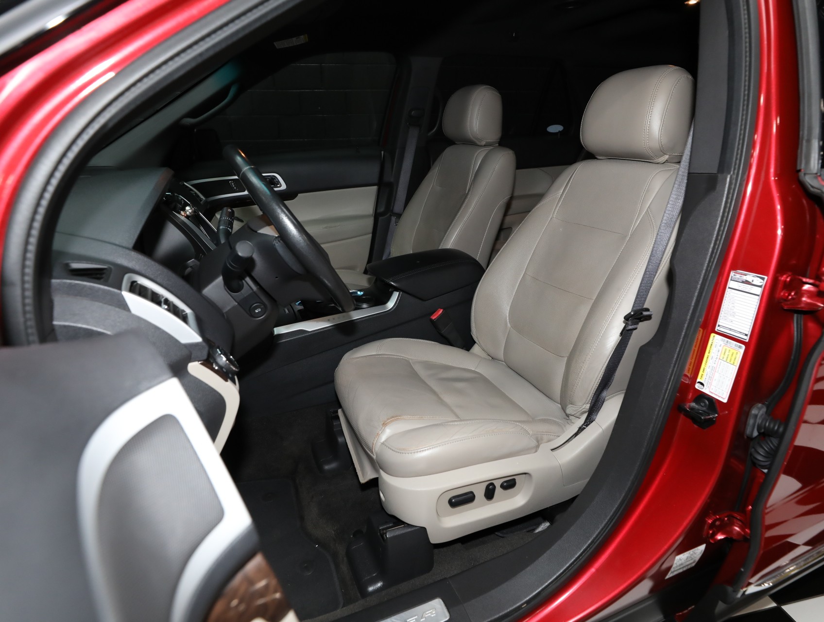 2012 Ford Explorer 53