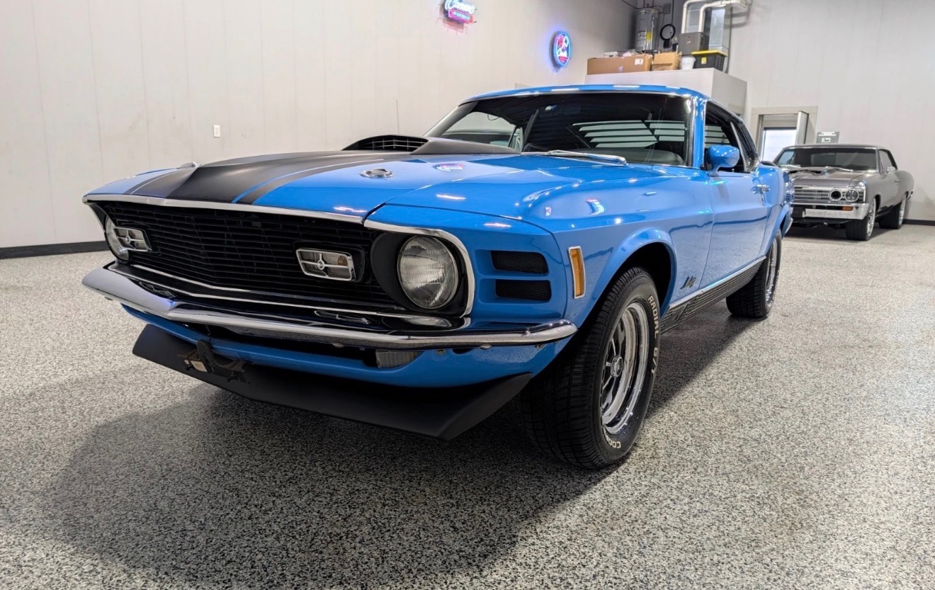 1970 Ford Mustang 11