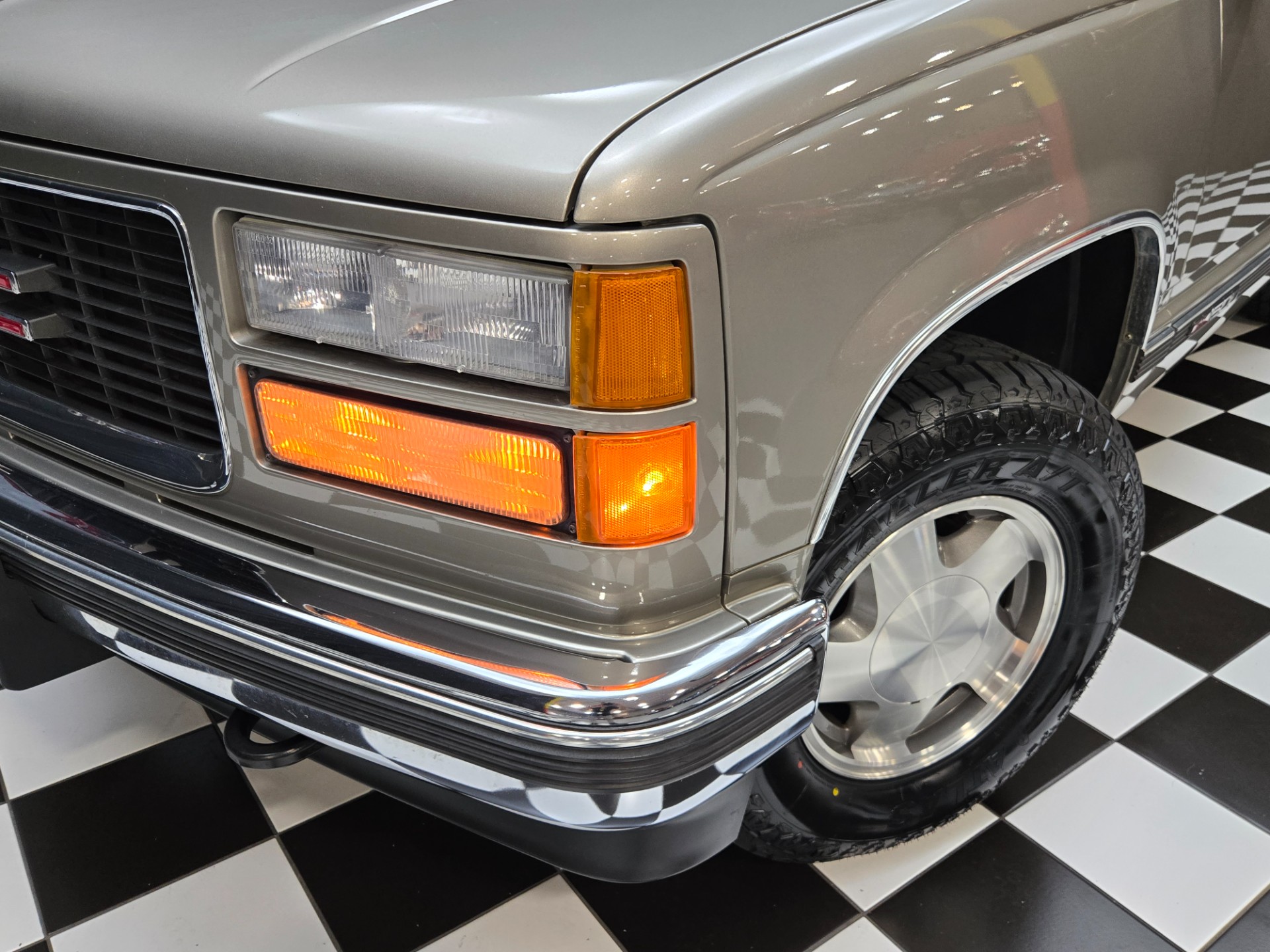 1999 GMC Yukon 175