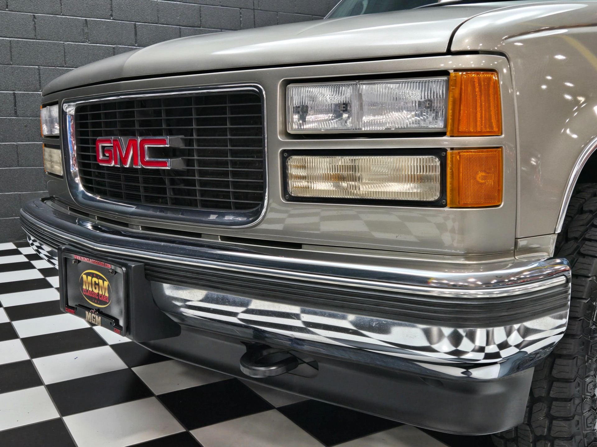 1999 GMC Yukon 19