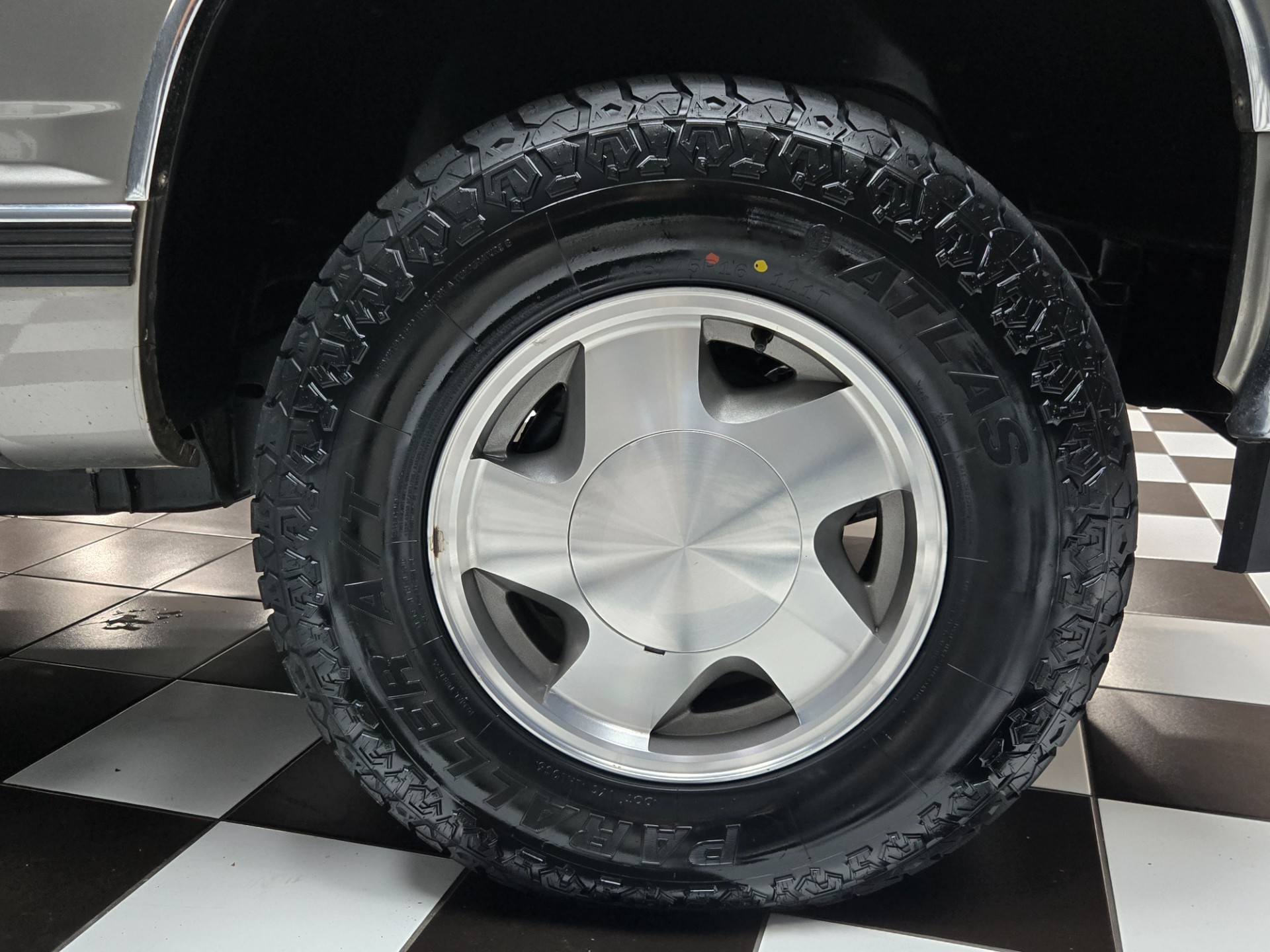 1999 GMC Yukon 81