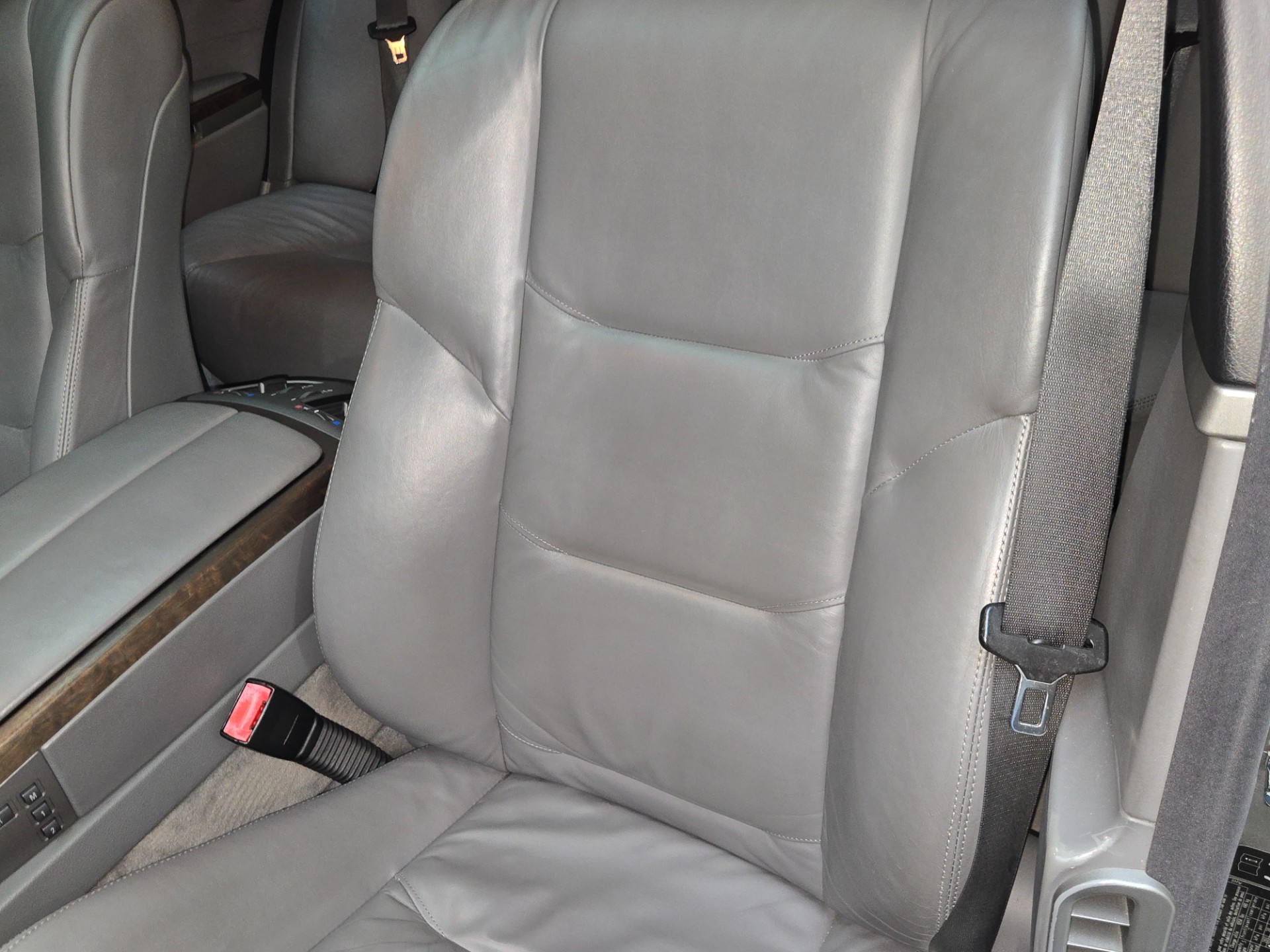 2004 BMW 7 Series 109