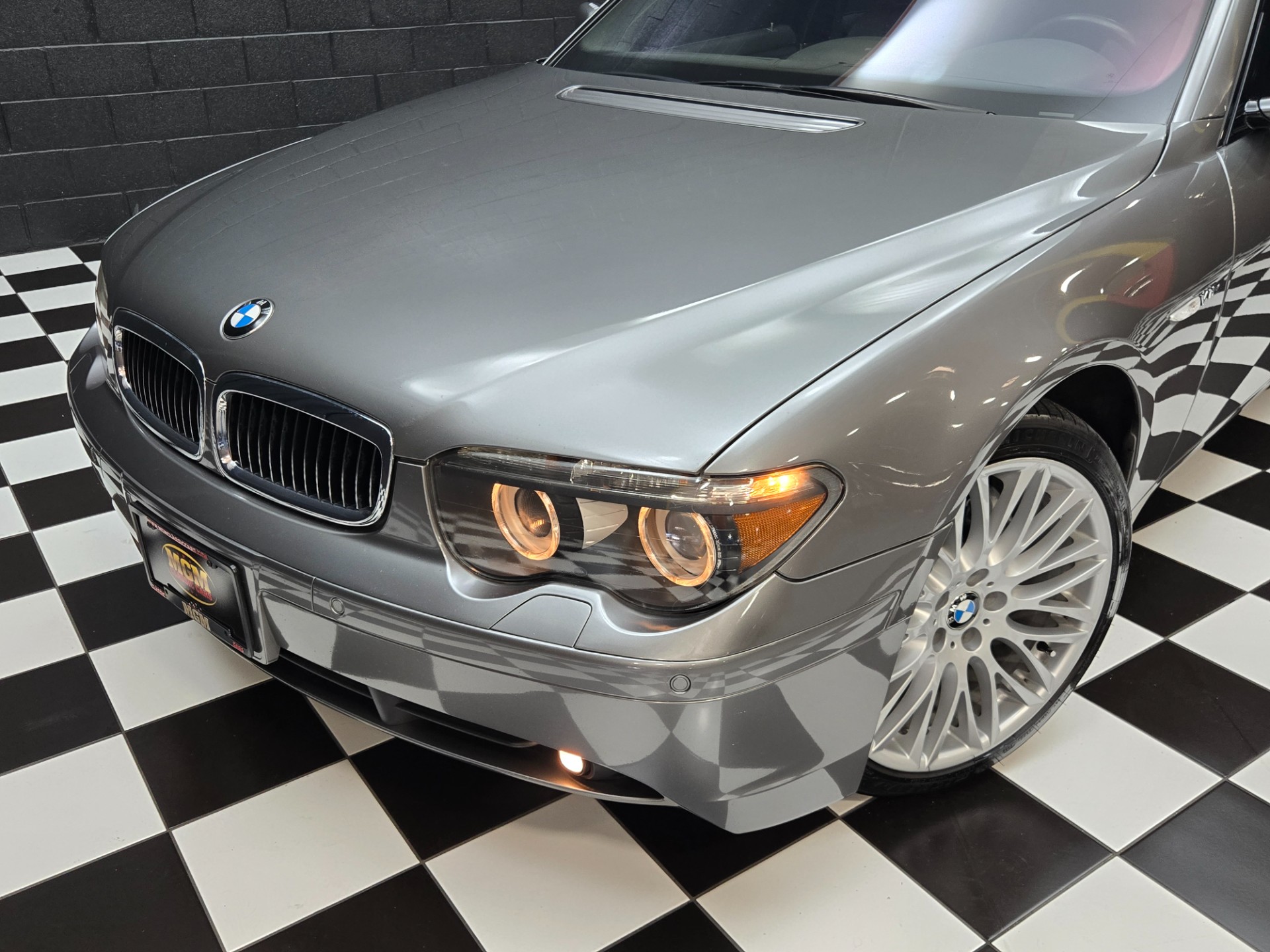 2004 BMW 7 Series 142
