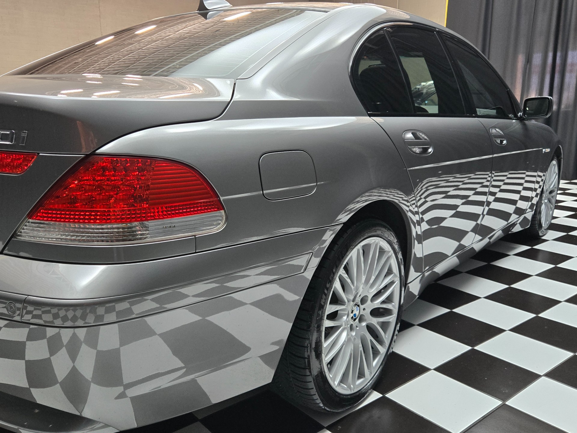 2004 BMW 7 Series 40