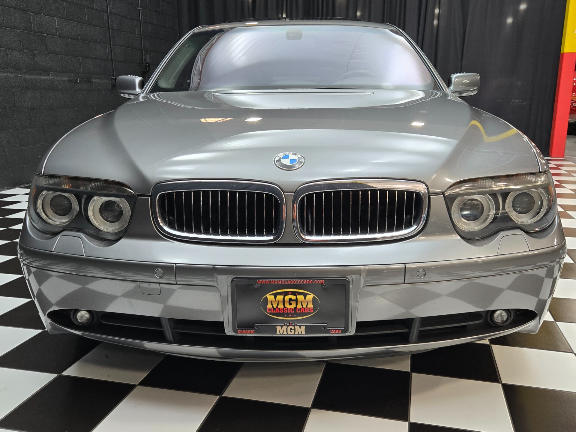 2004 BMW 7 Series 56