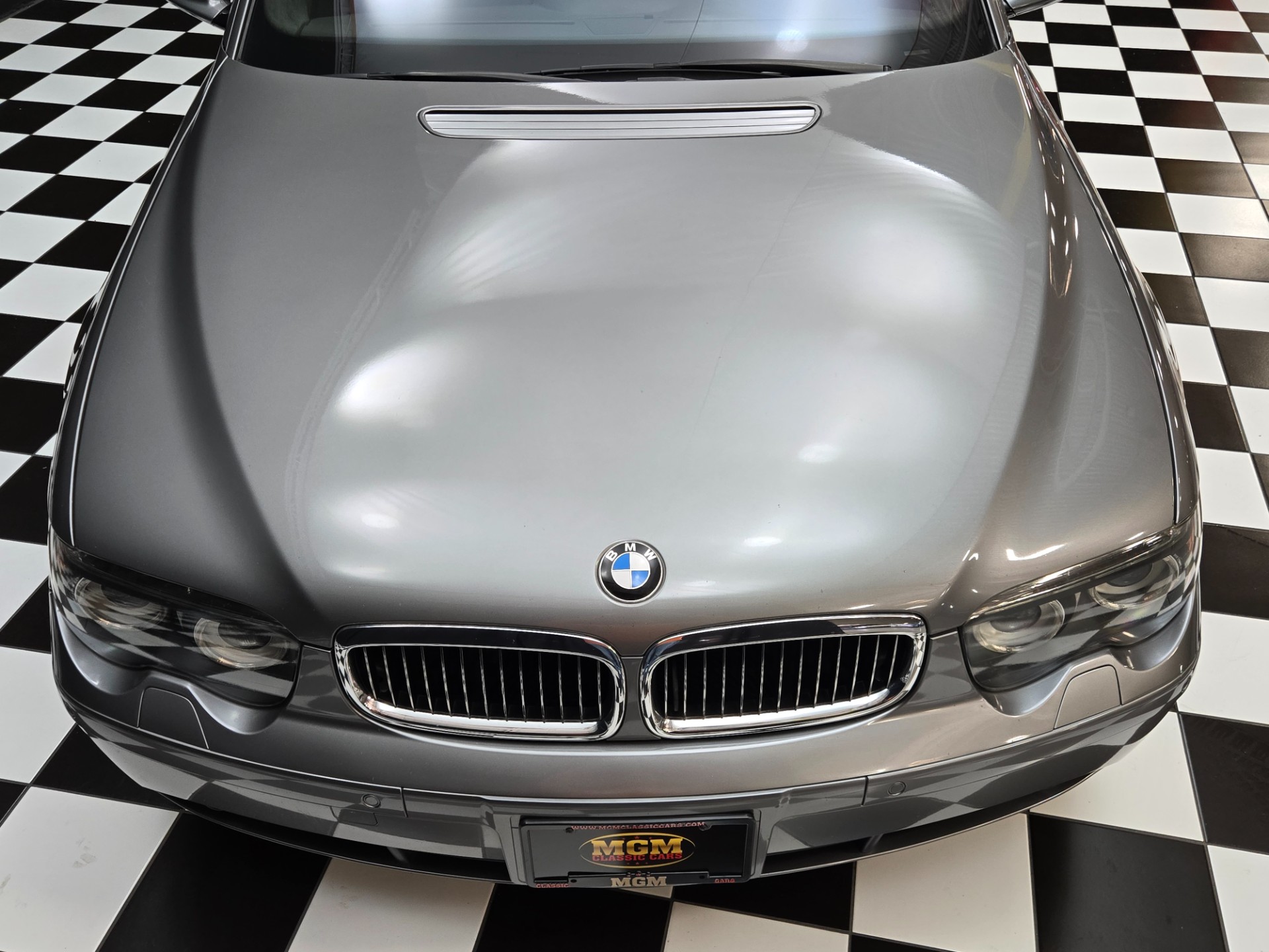 2004 BMW 7 Series 5