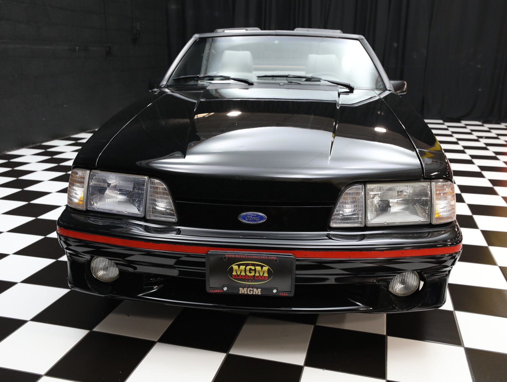 1987 Ford Mustang 24