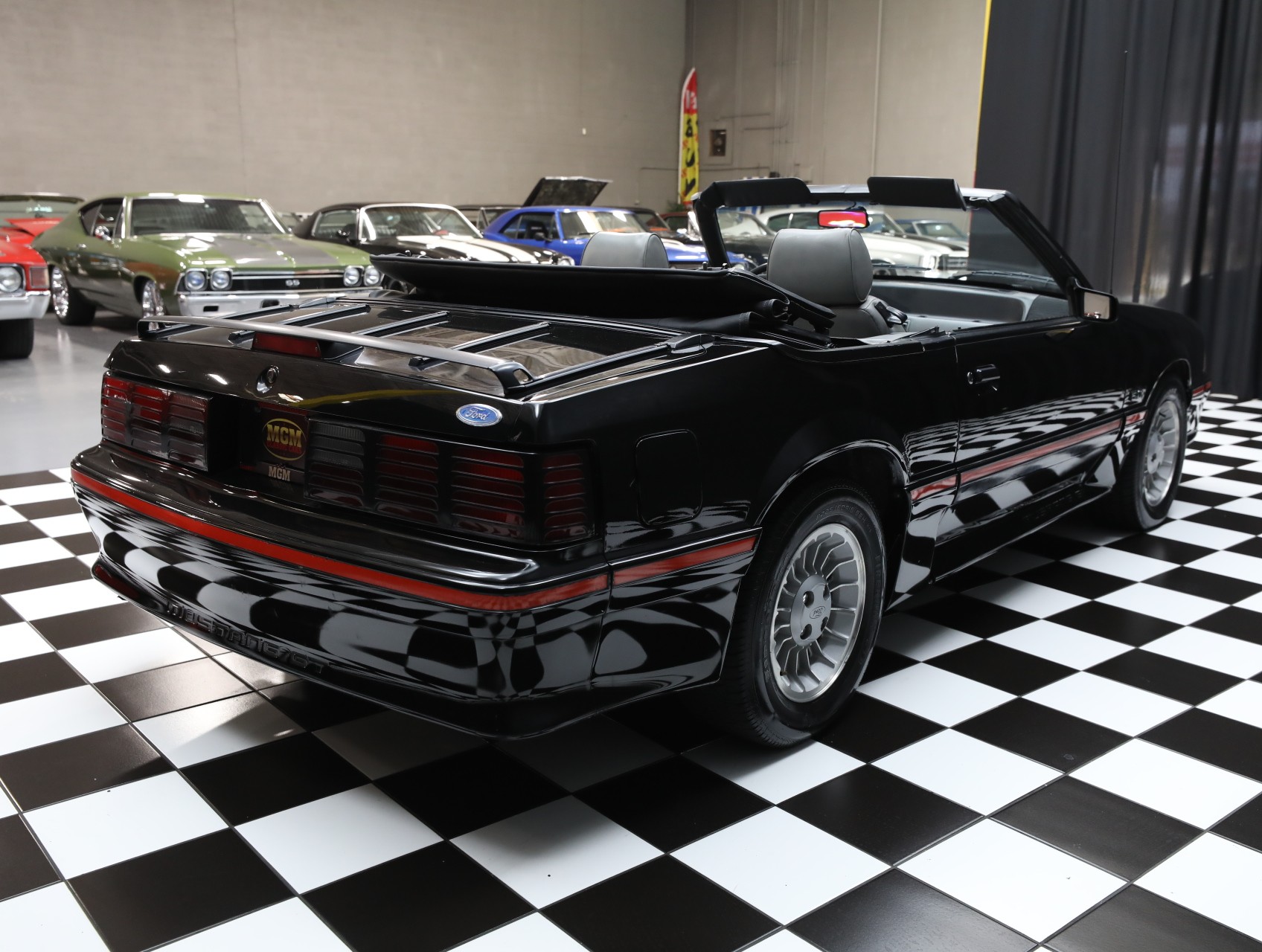 1987 Ford Mustang 33