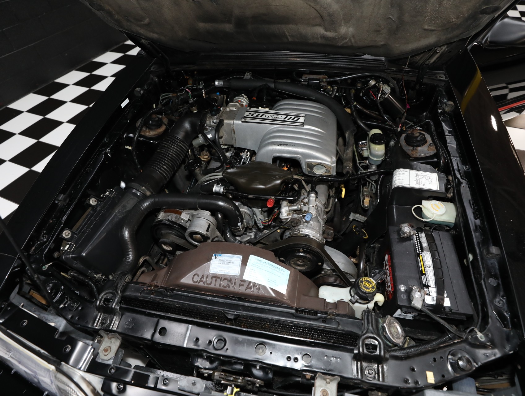 1987 Ford Mustang 3