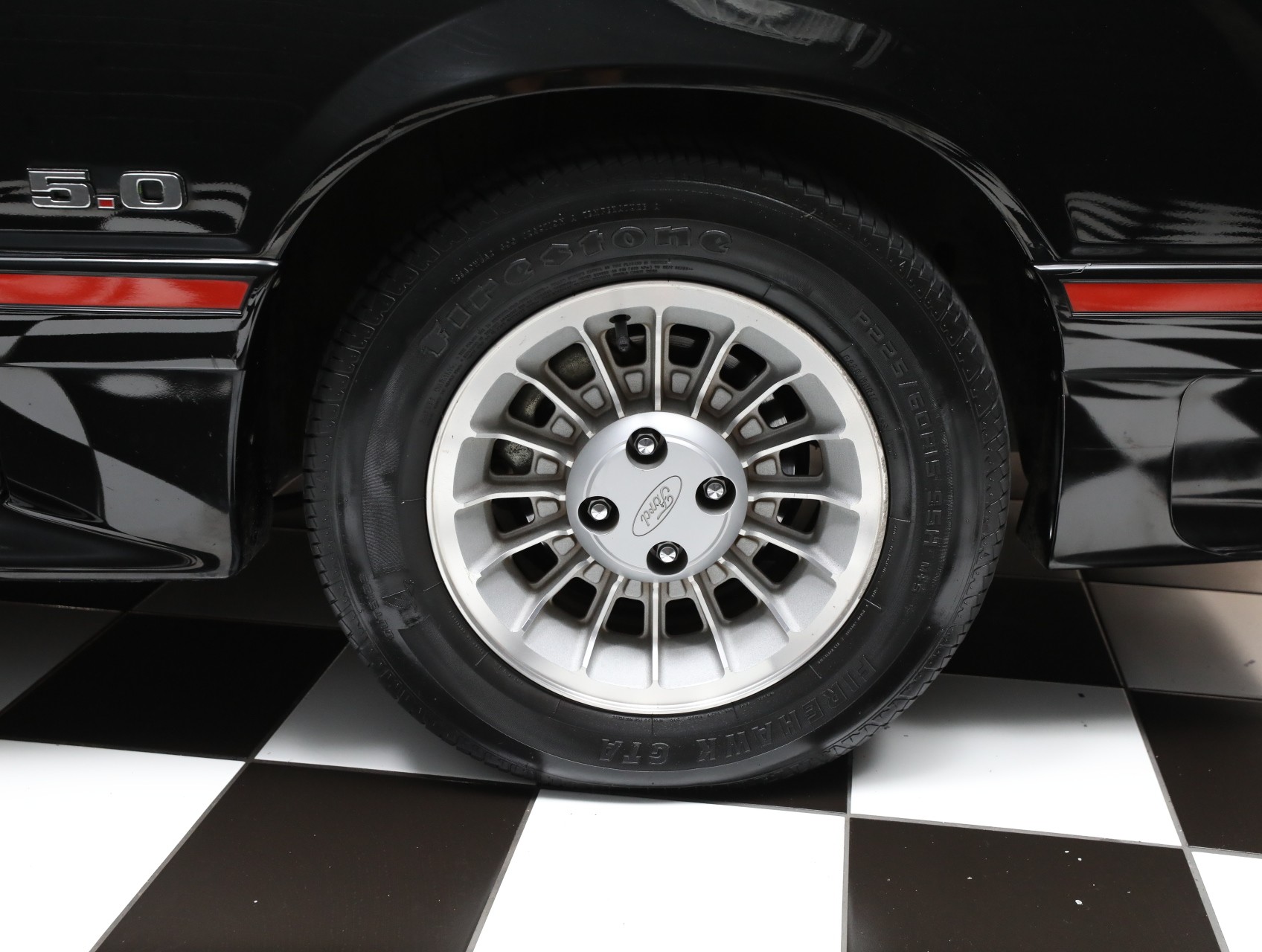 1987 Ford Mustang 46