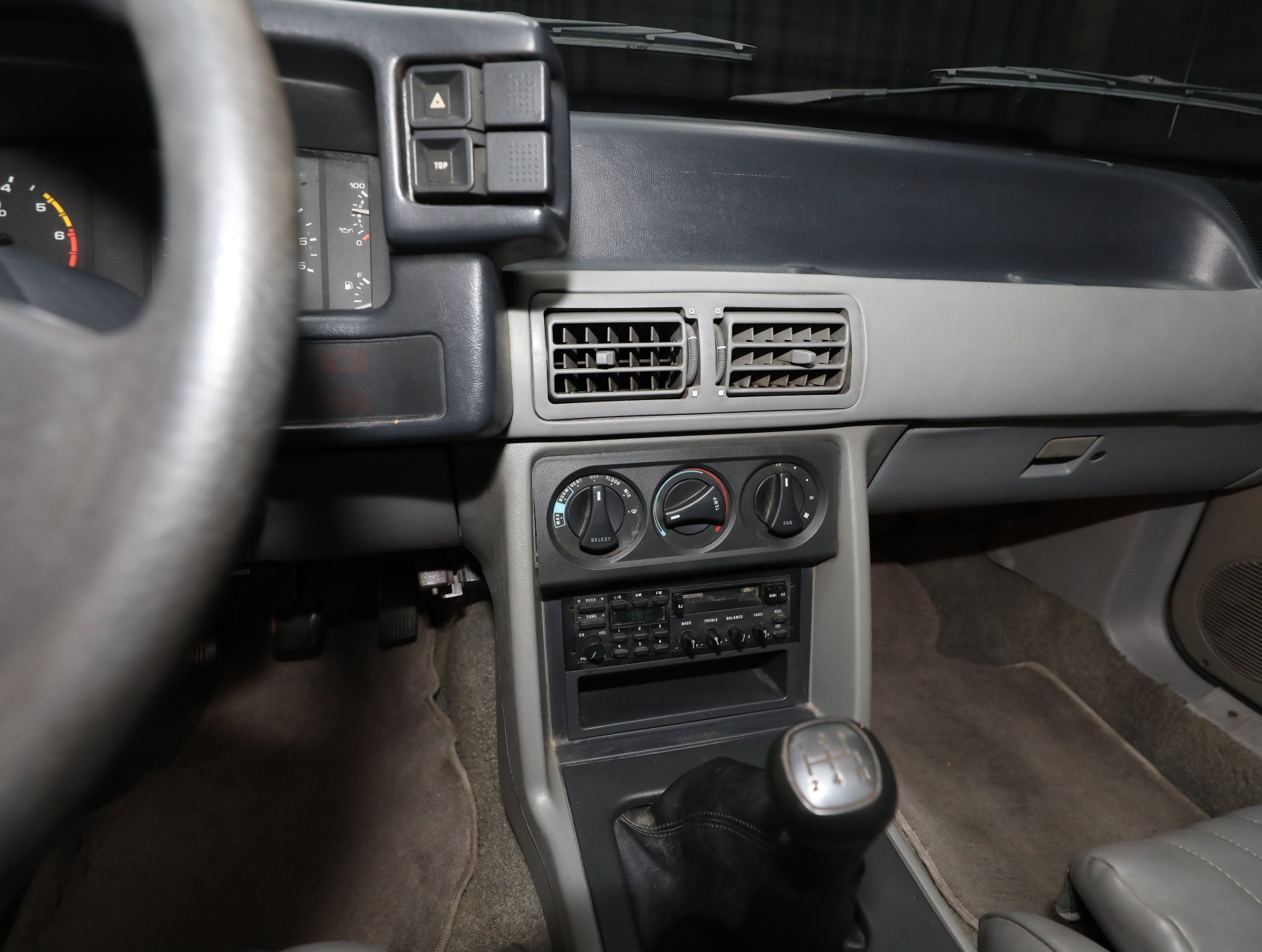 1987 Ford Mustang 65
