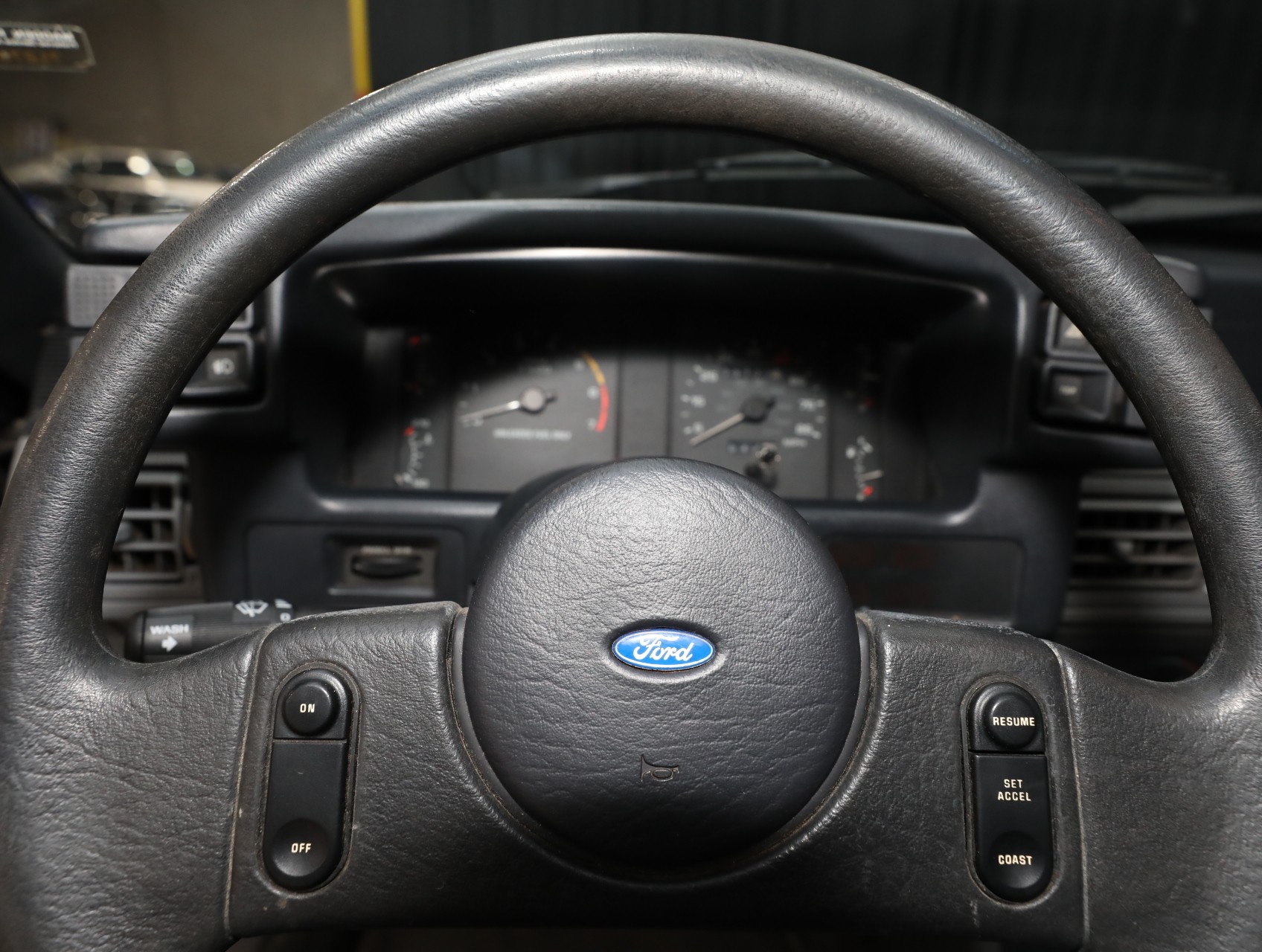 1987 Ford Mustang 70