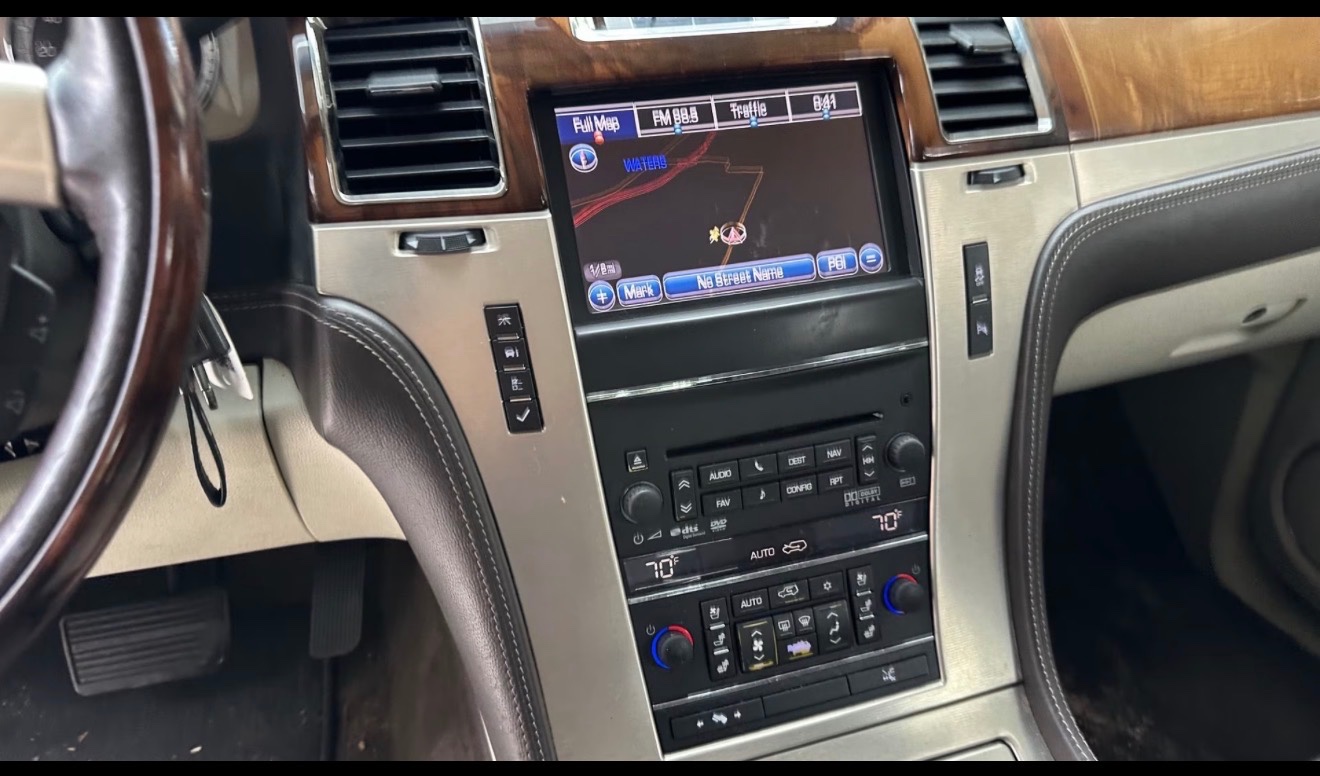 2013 Cadillac Escalade 5