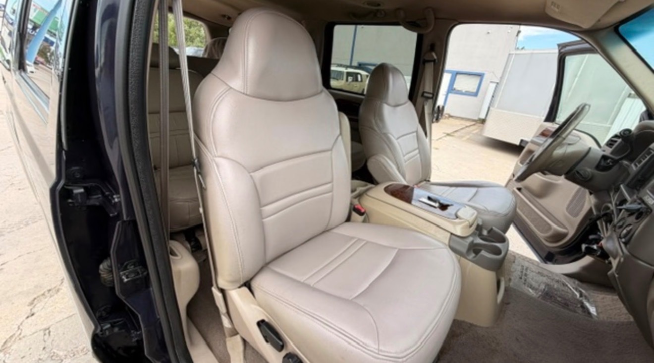 2001 Ford Excursion 16