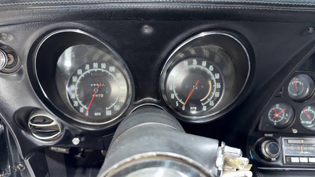 1971 Chevrolet Corvette 12