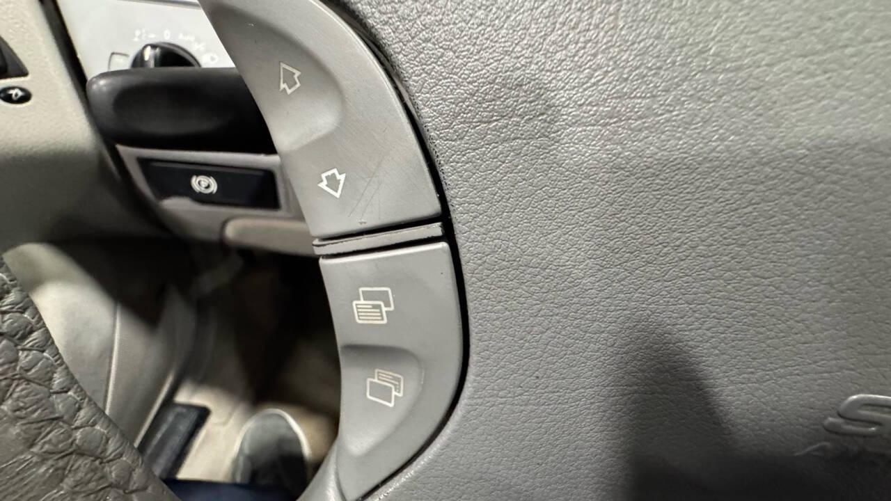 2005 Mercedes-Benz S-Class 177