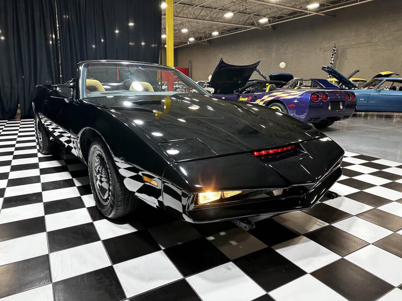 1983 Pontiac Firebird 12
