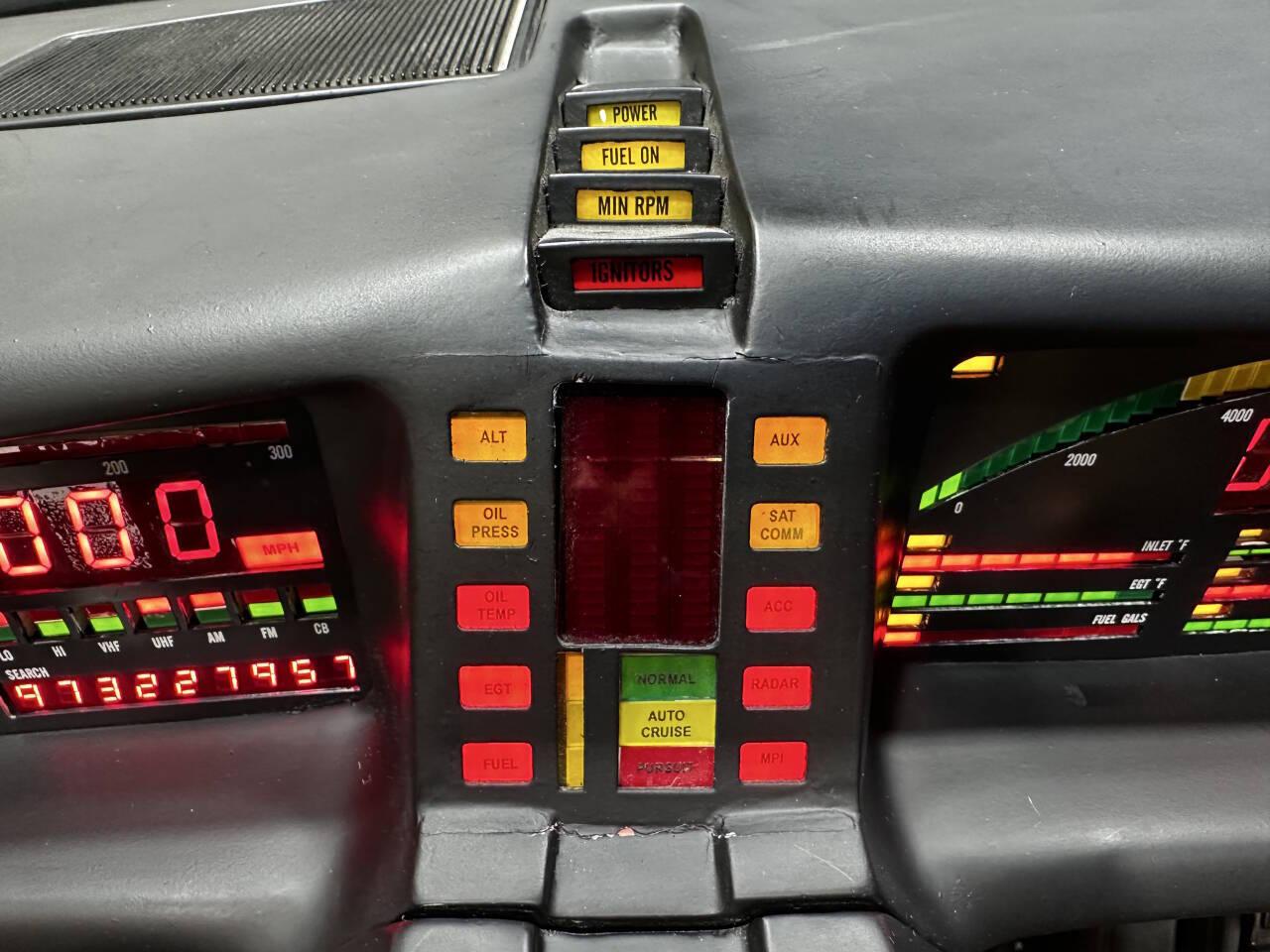 1983 Pontiac Firebird 34