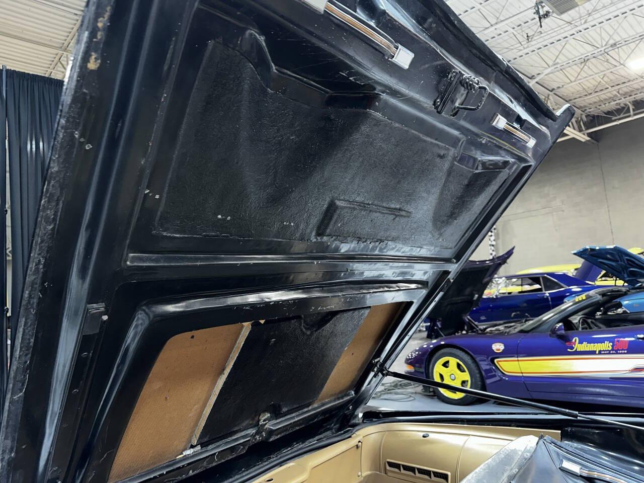 1983 Pontiac Firebird 46
