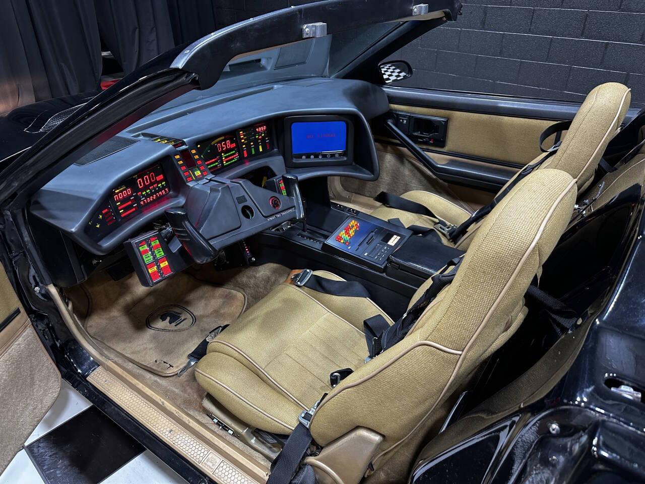 1983 Pontiac Firebird 4