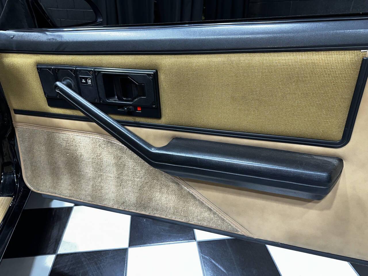 1983 Pontiac Firebird 53