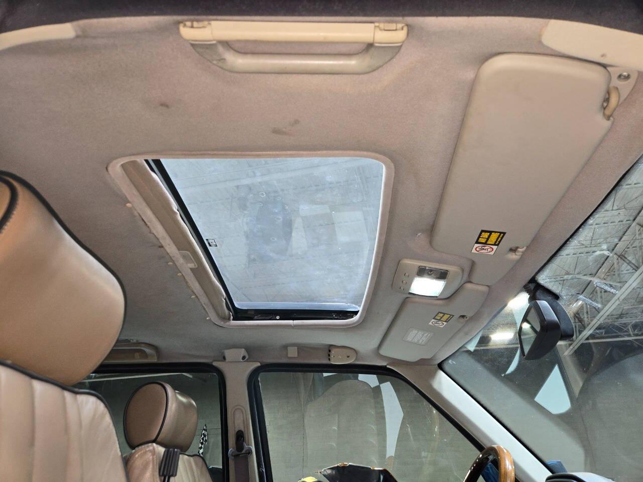 2002 Land Rover Range Rover 61