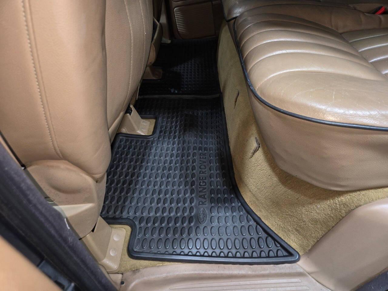 2002 Land Rover Range Rover 76