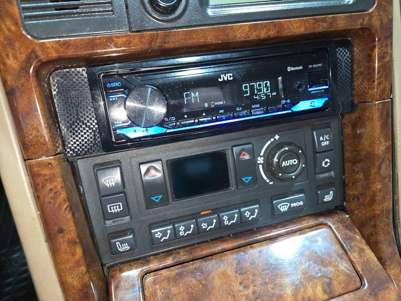 2002 Land Rover Range Rover 93