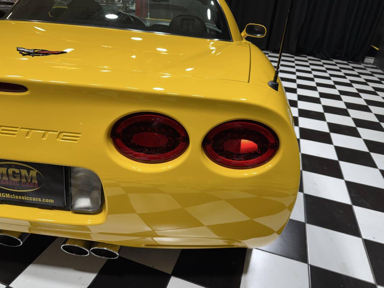 2004 Chevrolet Corvette 30